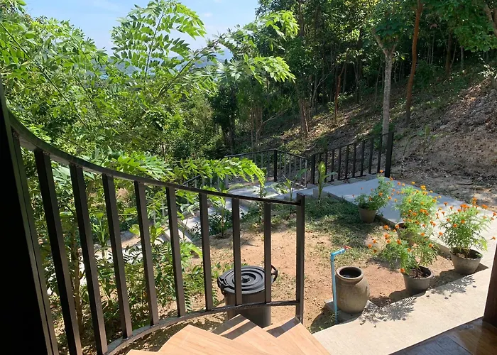 Koh Jum Paradise Resort