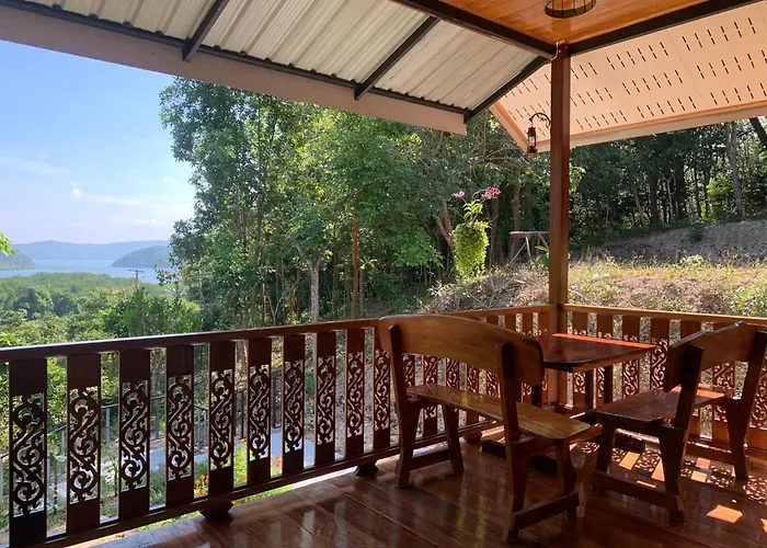 Koh Jum Paradise Resort